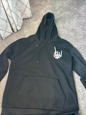 Hooded Sweatshirt with Skeleton Hand Graphic & Funny Saying